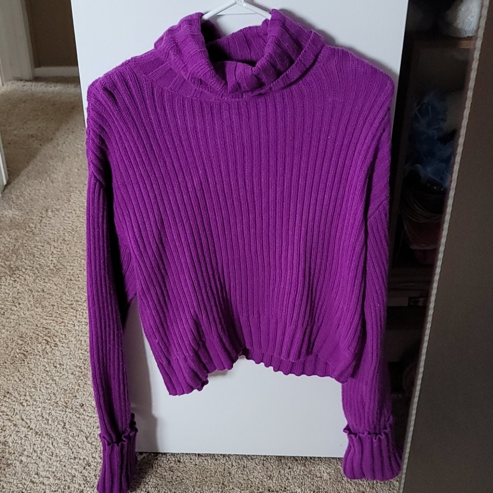Nine West sweater
